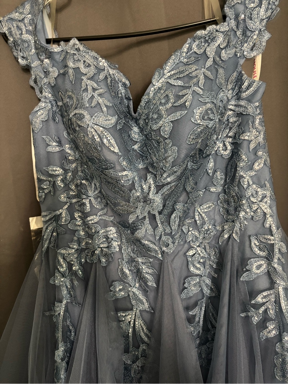 JJs House- Ball-Gown/Princess Off-the-Shoulder Size 12 - Picture 2 of 7